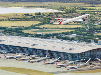Heathrow Airport Transfers in Sandridge