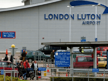Luton Airport Transfers in Sandridge