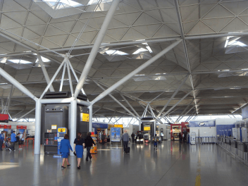 Stansted Airport Transfers in Sandridge